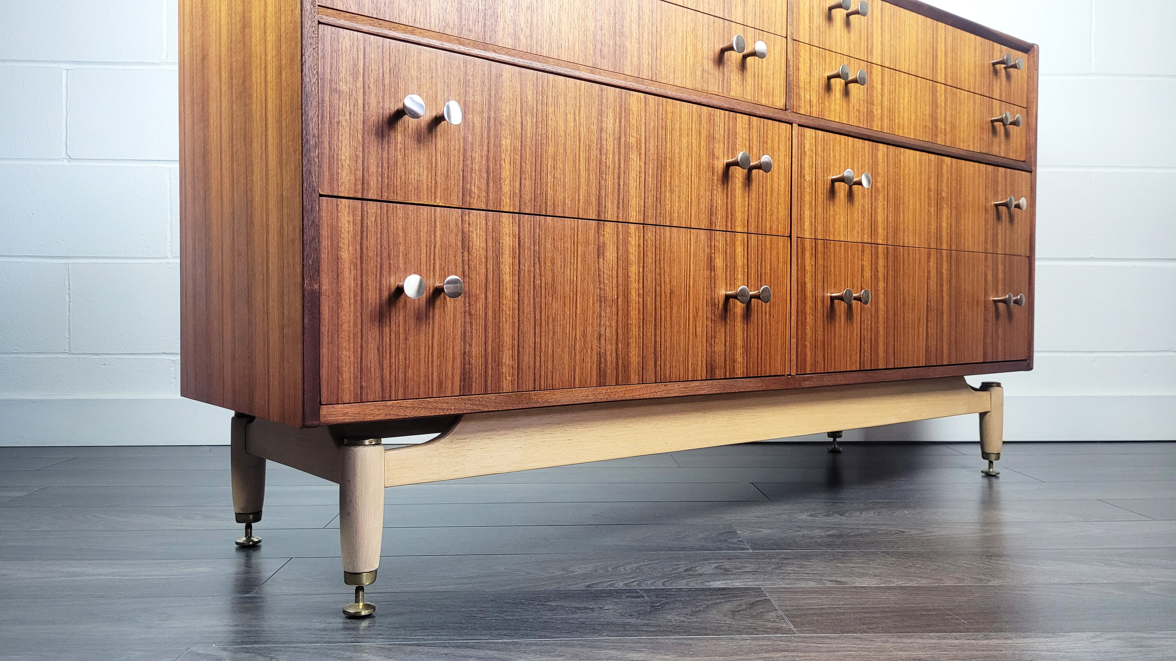 Commode G-plan, années 1960