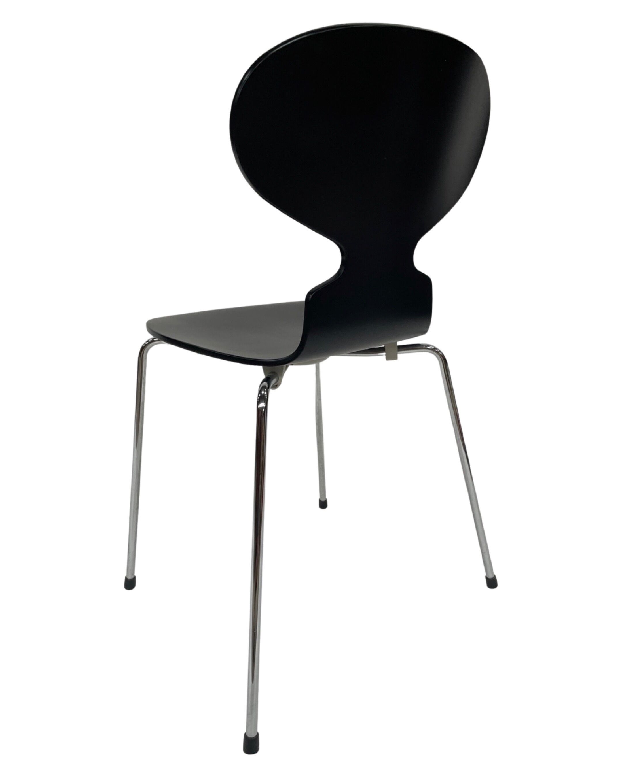 Arne Jacobsen - Fritz Hansen, Chair Model Ant in black