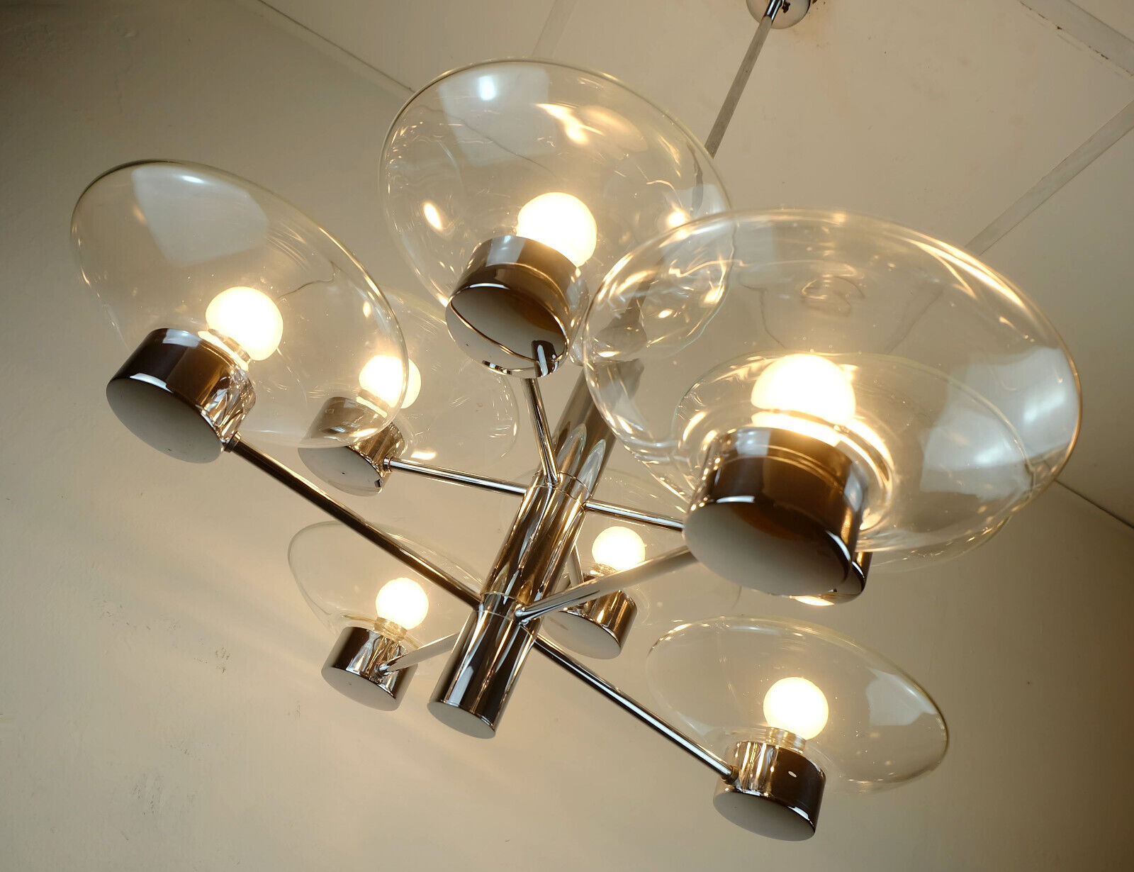 1970s kaiser 8-light PENDANT LIGHT chandelier chrom and clear glass