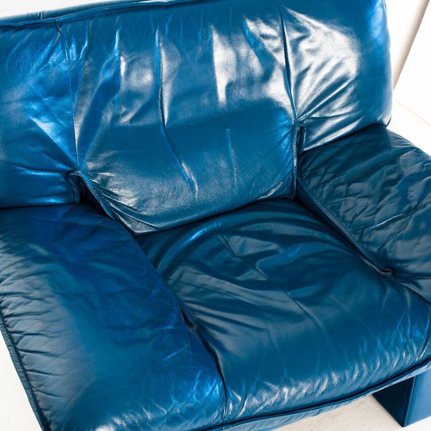 Vintage blue leather armchair and pouf by Nicoletti Salotti - Italy 80s