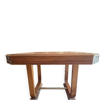 Beautiful square dining table in solid walnut, Art Deco style / 1930s.