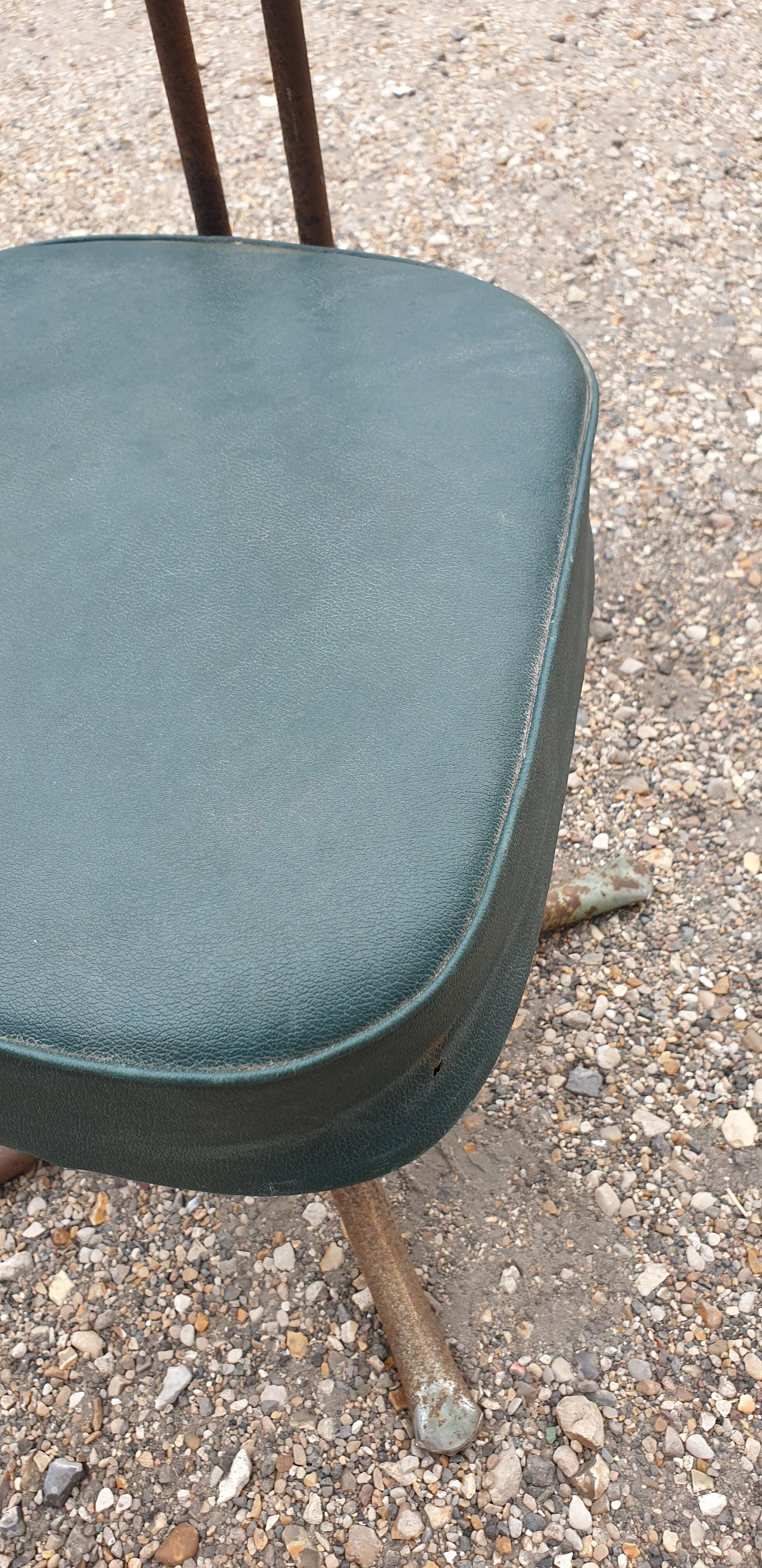 Swivel chair in green skai and chrome steel, Pullman, 1960