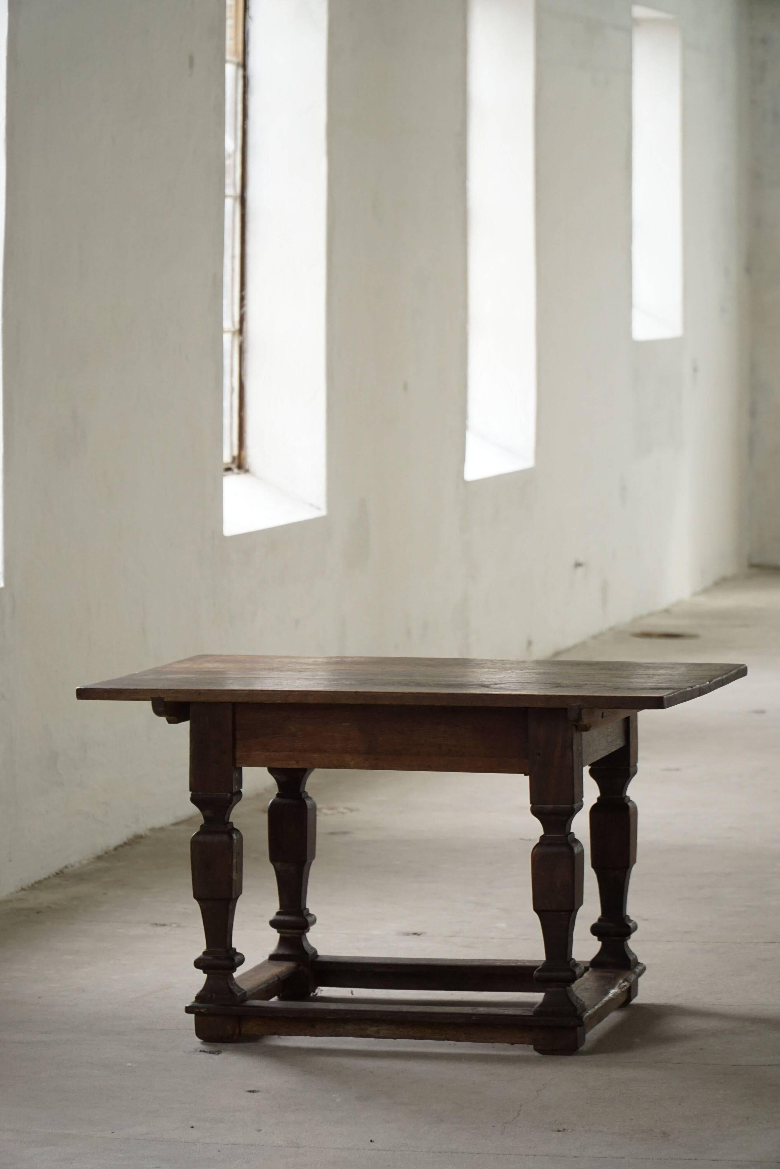 19th-century Baroque side table in oak, Danish cabinetmaker, 1800s