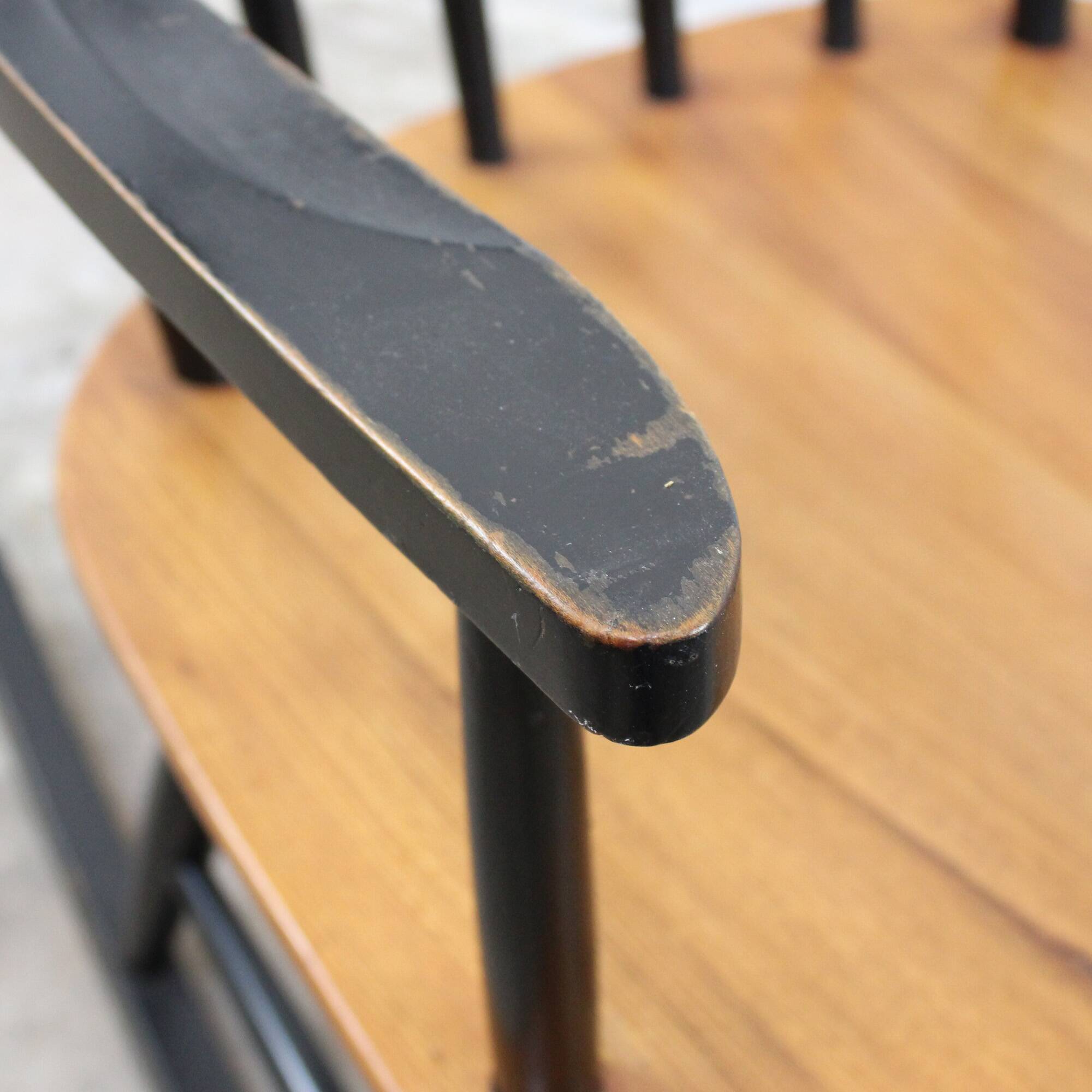 Rocking-chair vintage style scandinave