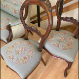 Louis Philippe style living room with embroidered upholstery - Sofa and 4 chairs