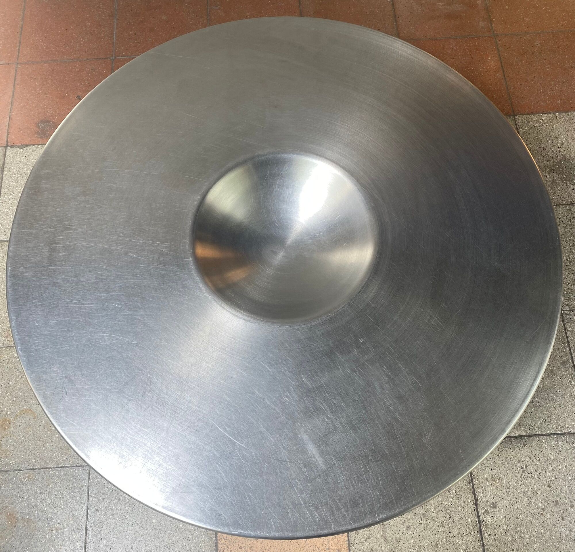 Coffee table "Alien" in stainless steel and aluminum -Yasuhiro Shito for Cattelan