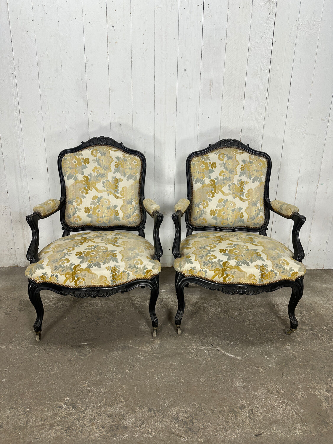 Paire de Fauteuils Cabriolets Louis XV