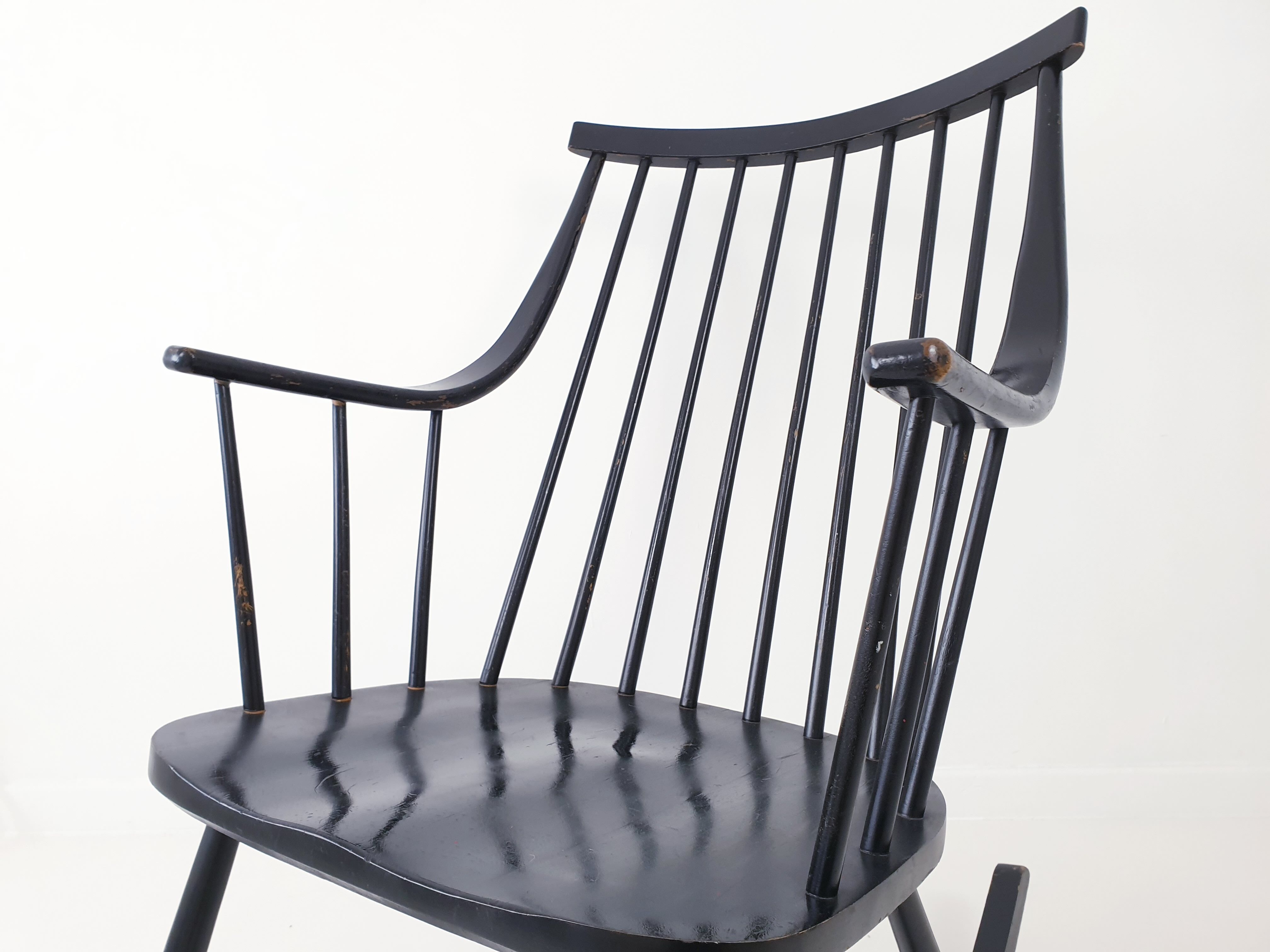 Scandinavian rocking black