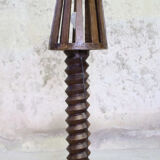 Press screw floor lamp