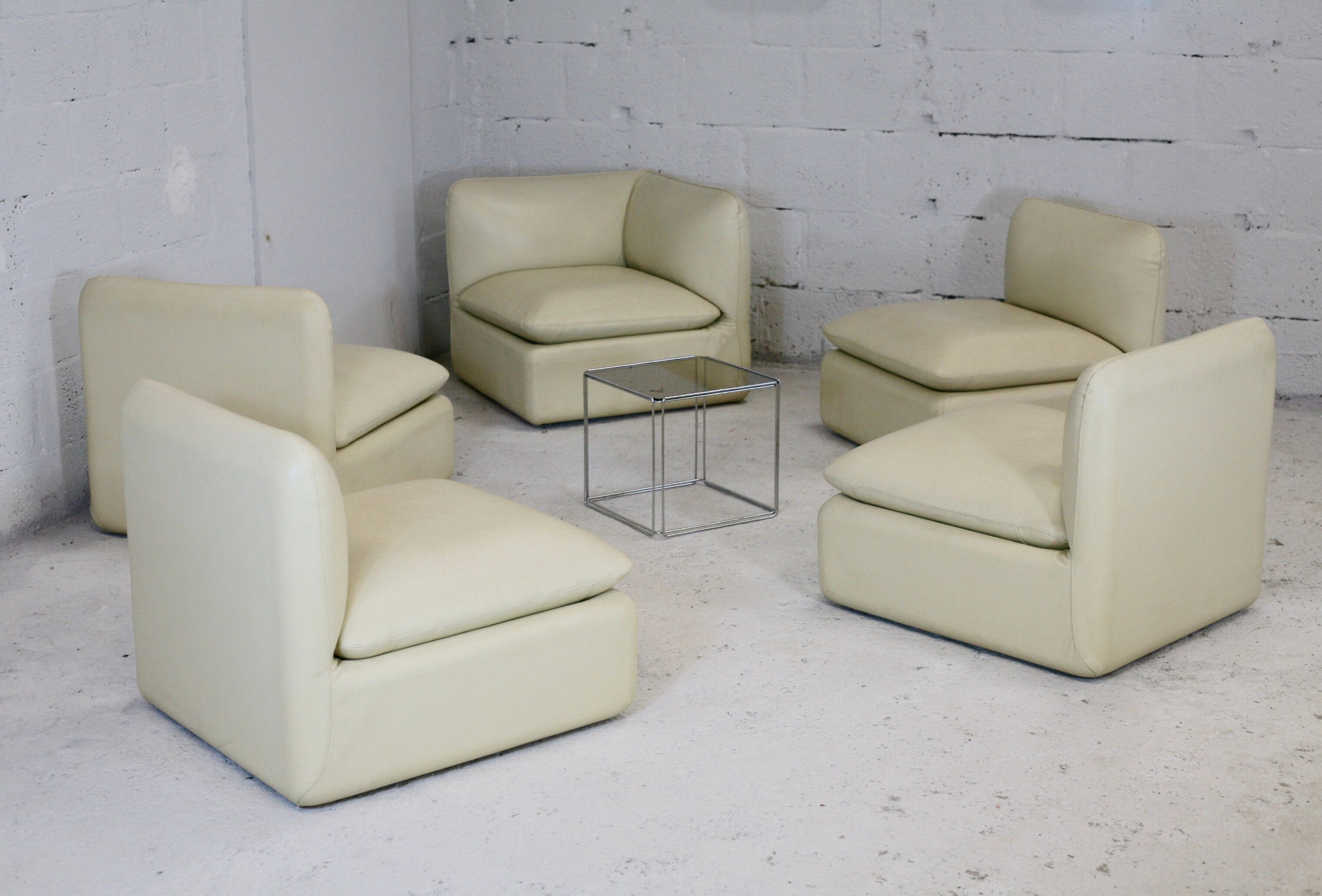 Set of 5 leather armchairs, France 80