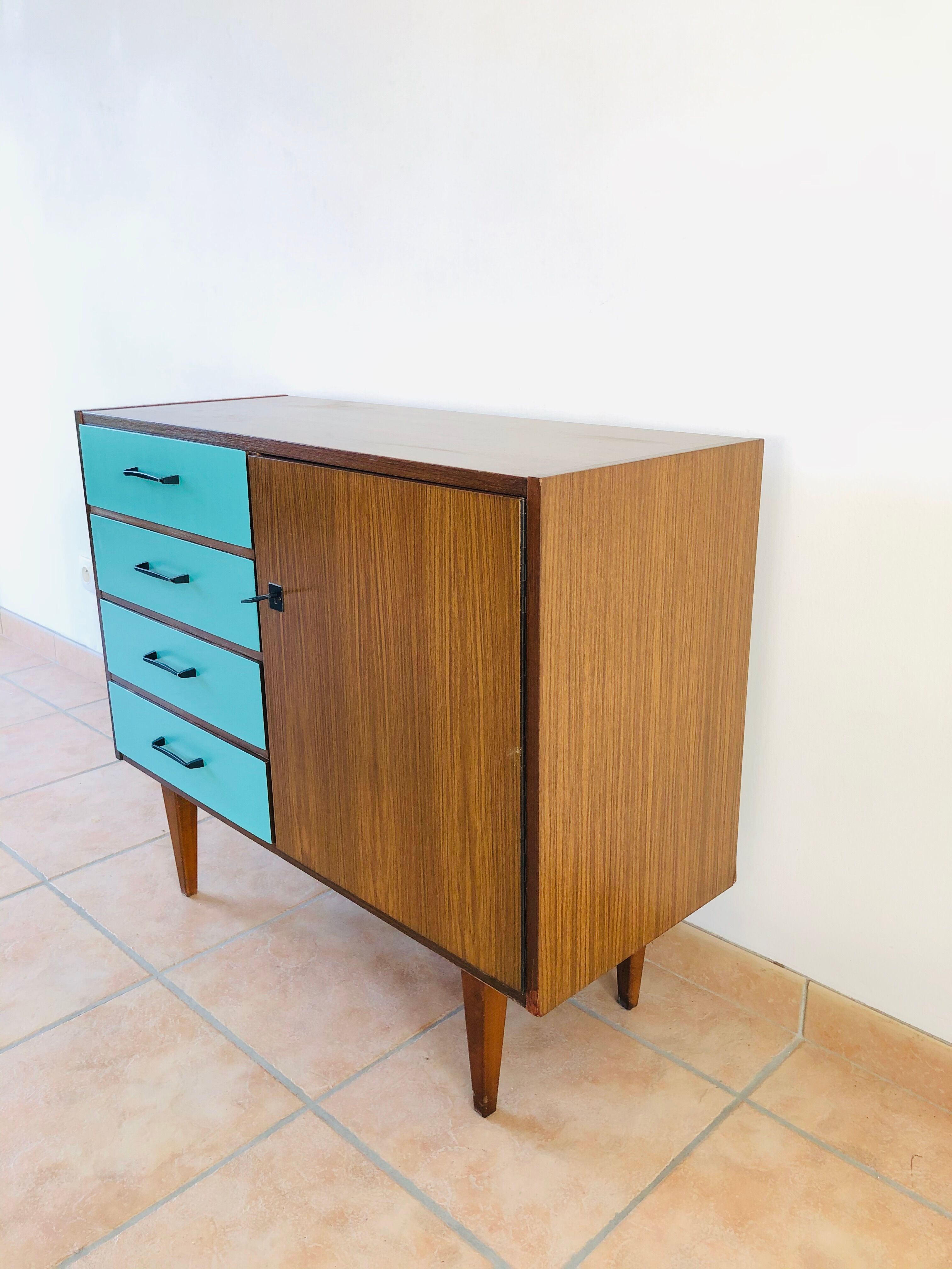 Vintage teak dresser 1965