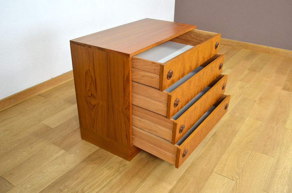 Scandinavian desk in teck 1960