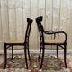 Suite de 4 chaises et deux fauteuils cannés thonet à "palmettes"