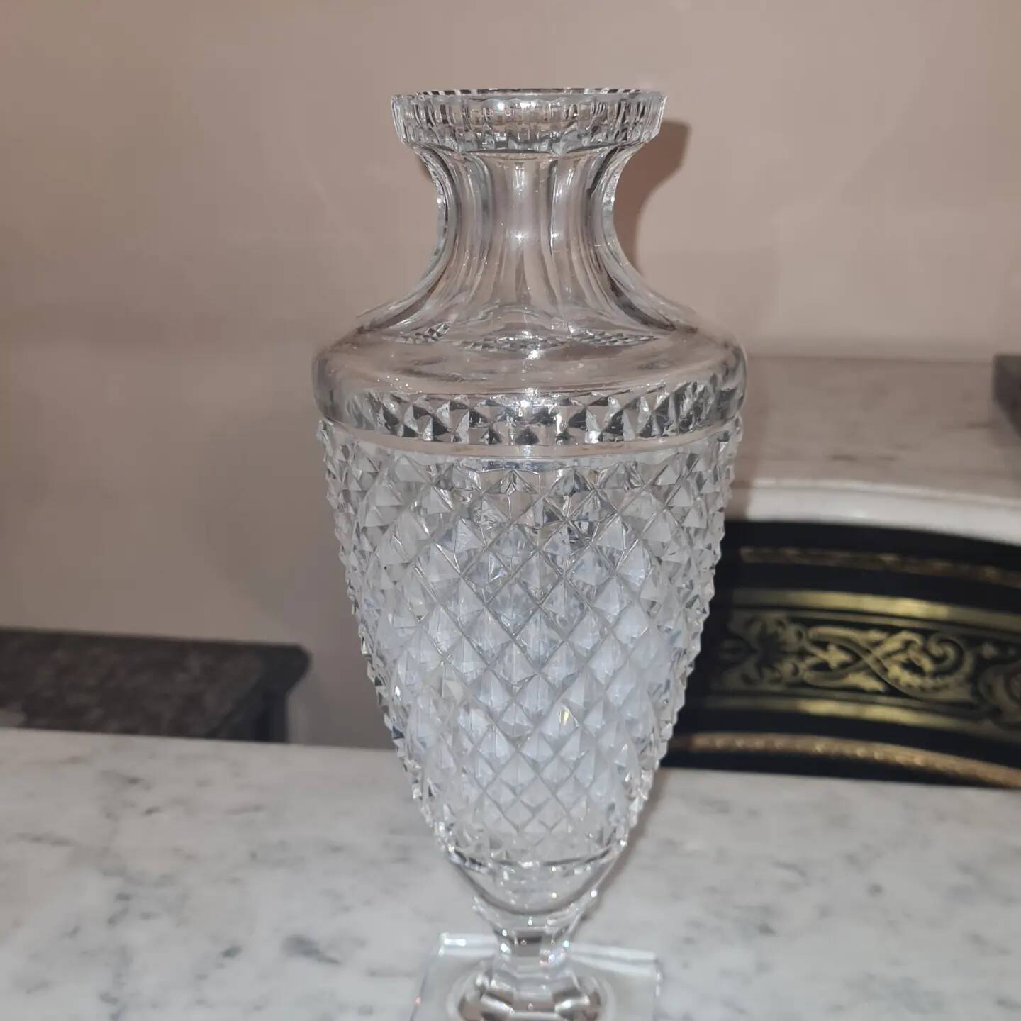 Cristallerie saint louis - baluster vase on pedestal in diamond-cut crystal sign