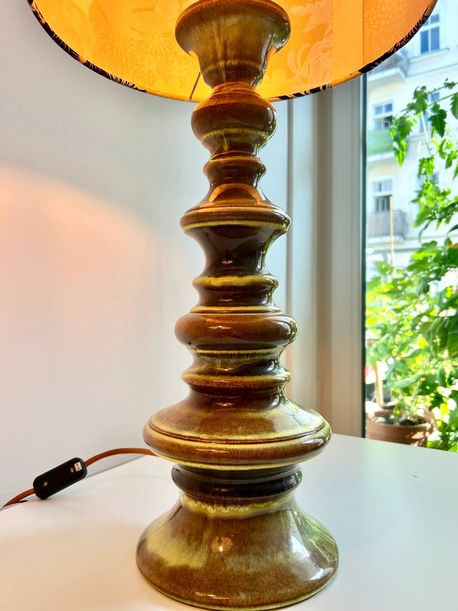 Lampe Fat Lava en forme de pagode Space Age avec glaçure verte dégradée