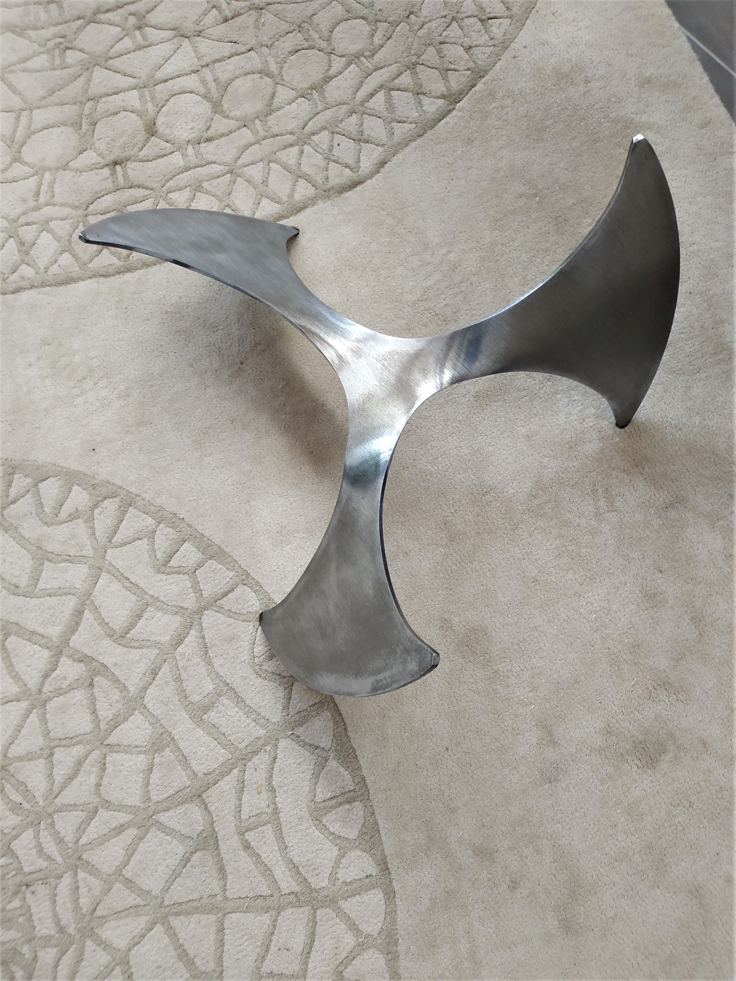 Round coffee table the Propeller (propeller) of Knut Hesterberg glass top and steel base