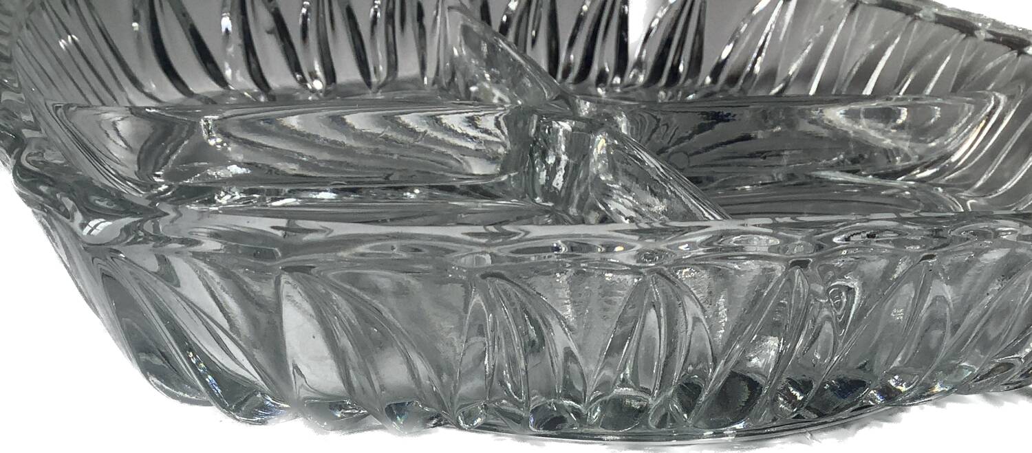 Square appetizer dish