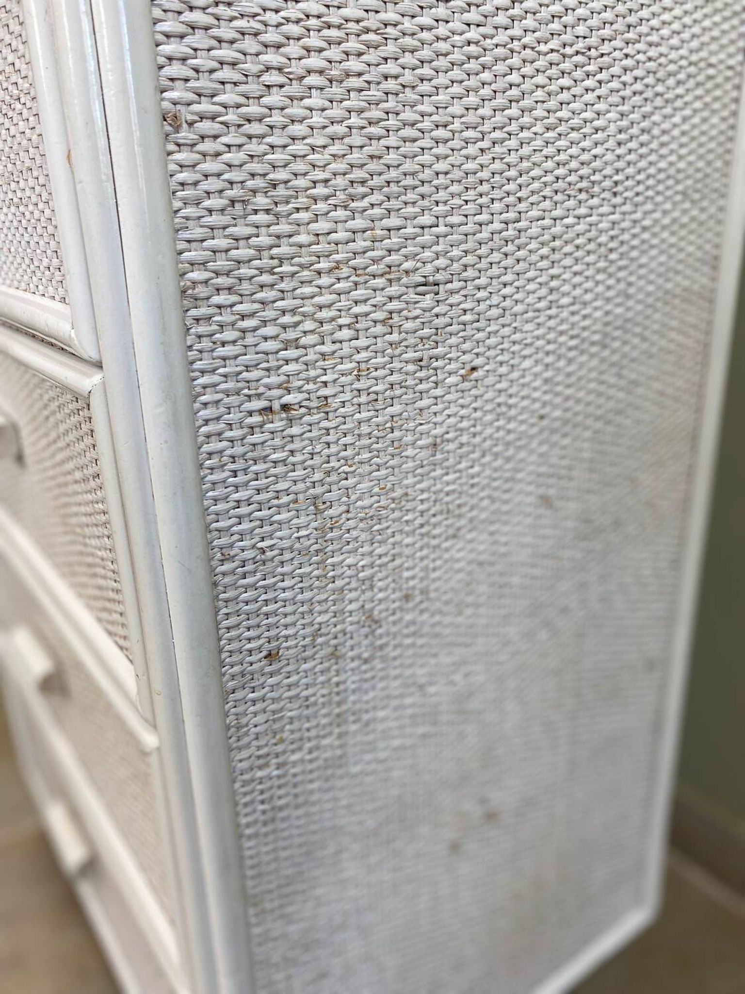 Vintage wicker chest of drawers