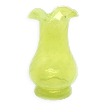 O6W Vase with Ruffle Huta Ząbkowice Fiedorowicz