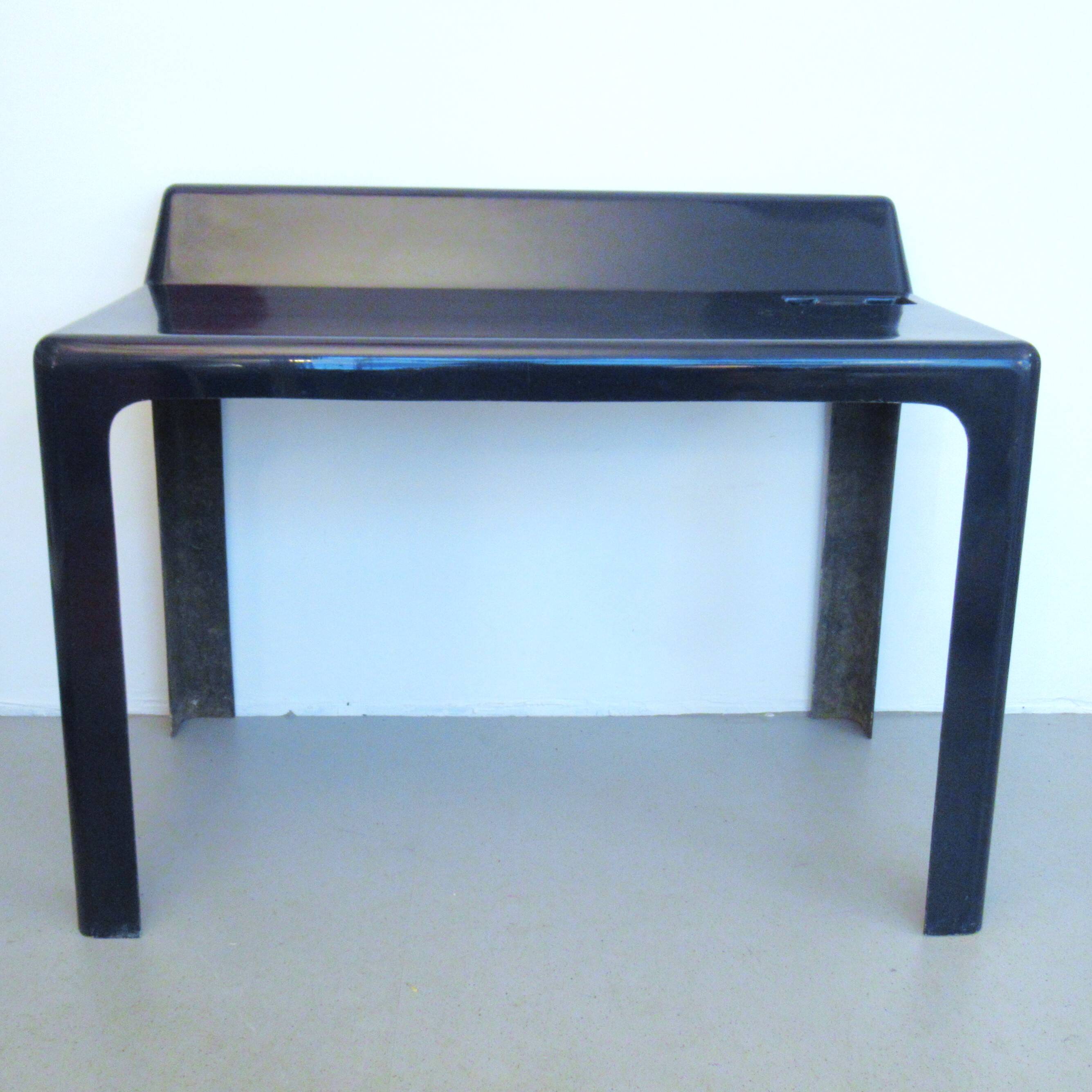 Ginger desk by Patrick Gingembre for Paulus 1970