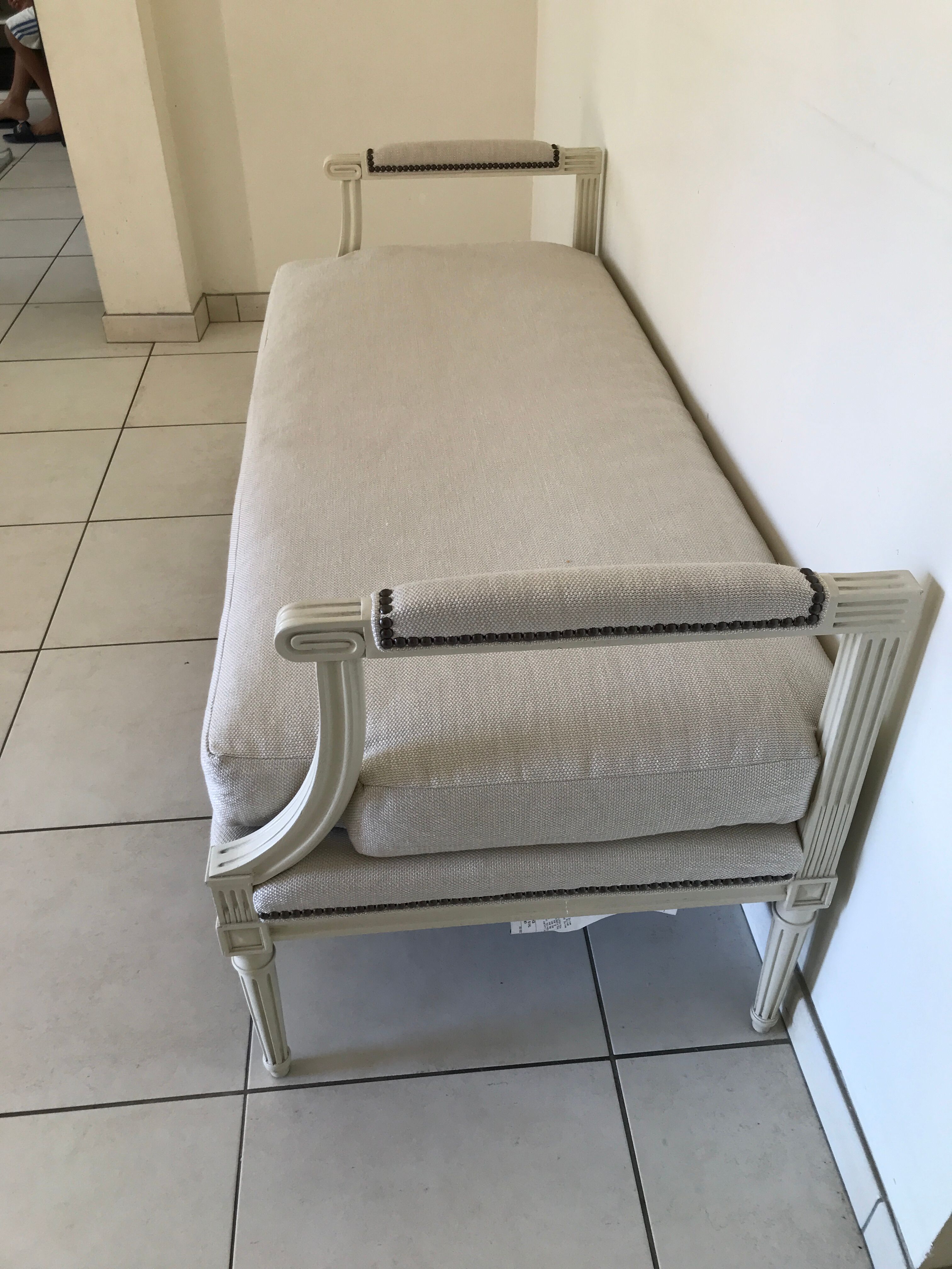 Updated bed end bench 3 seats baroque style