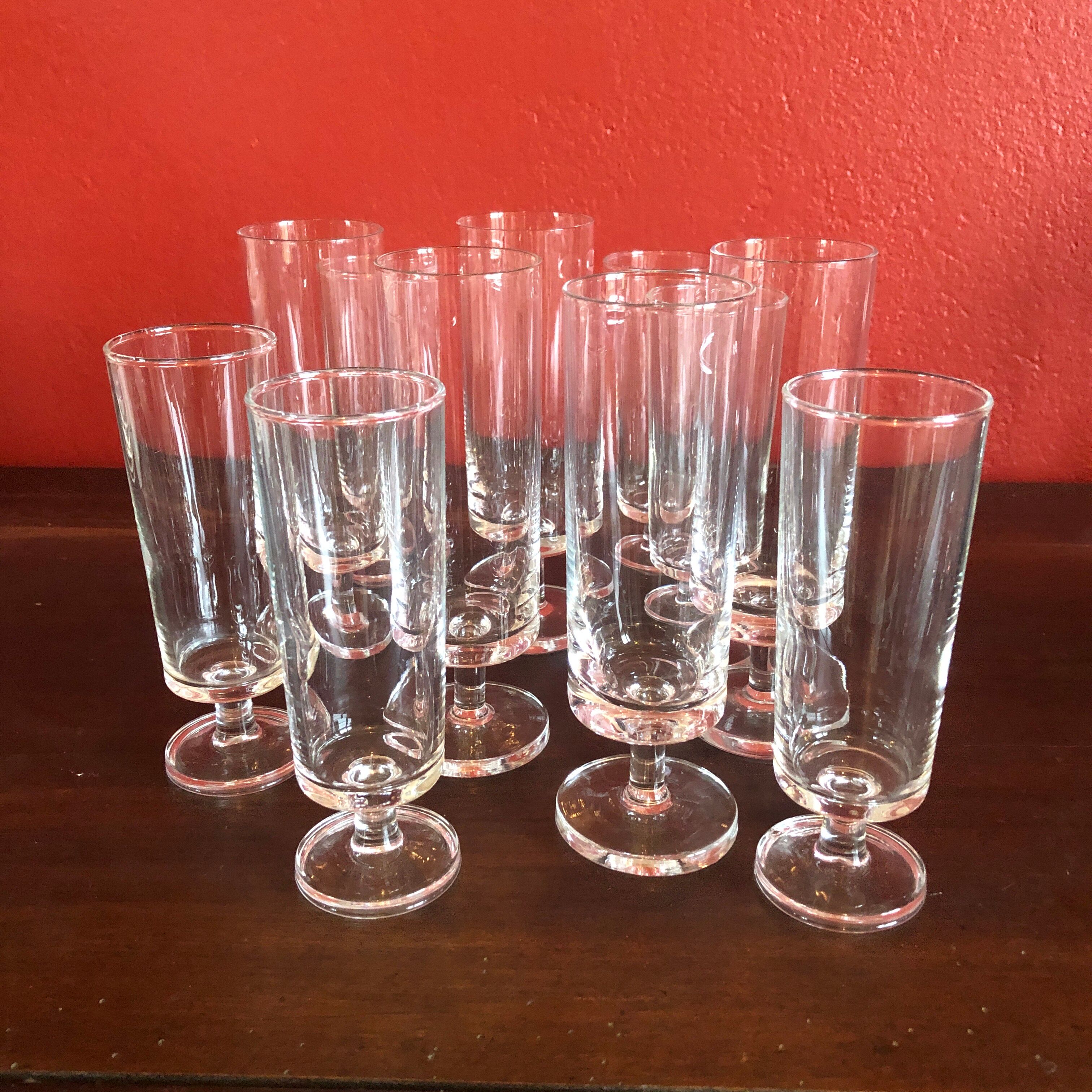 Series of 10 champagne flutes