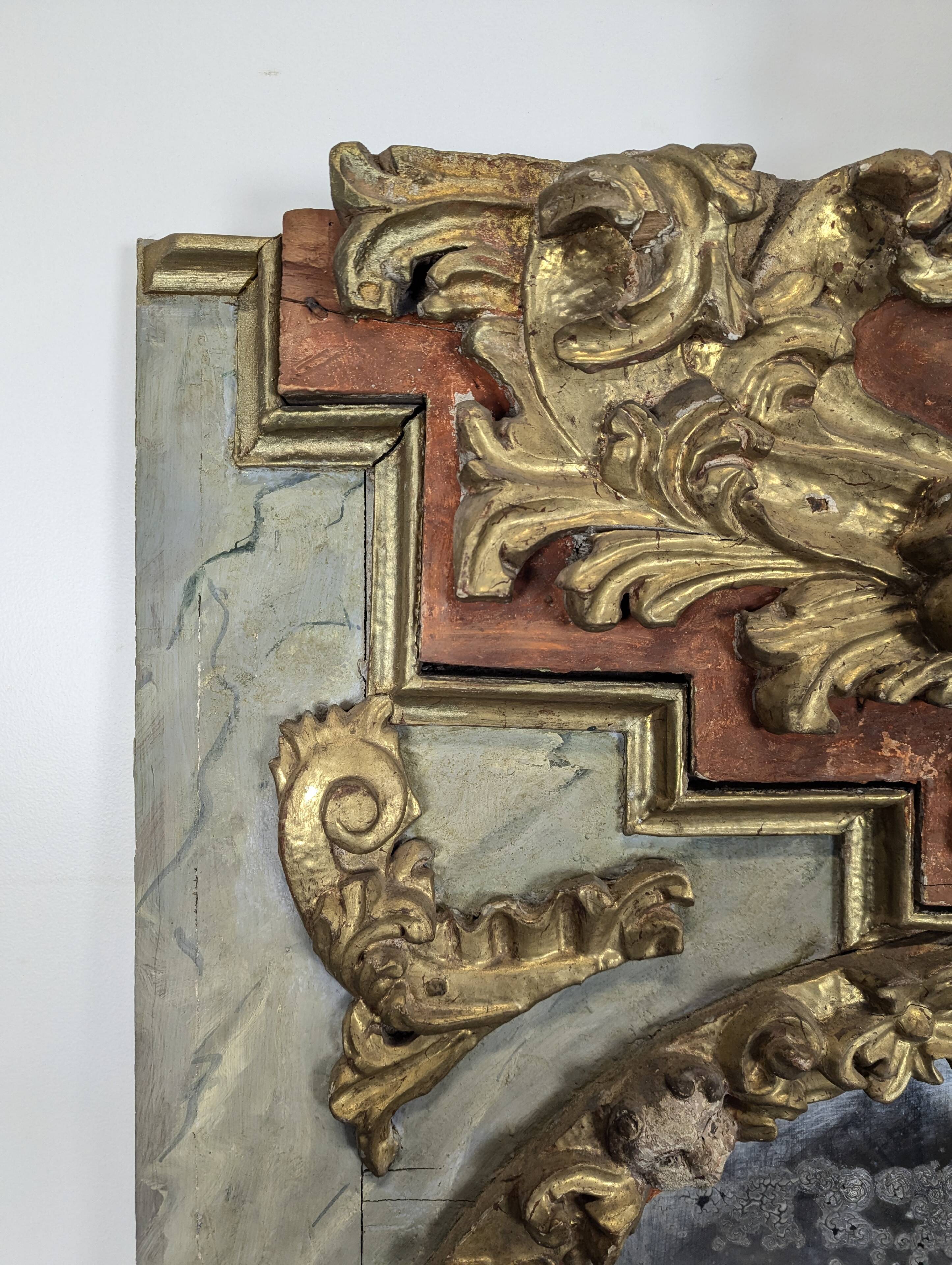 Large trumeau altarpiece composition of woodwork from the 18th century.