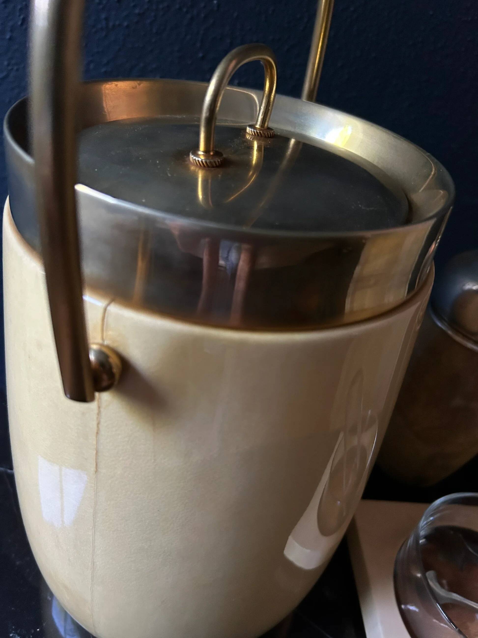 Ensemble de bar Aldo Tura 3 pièces avec seau à glace, shaker, pince à sucre et bol de service, Italie, années 1970