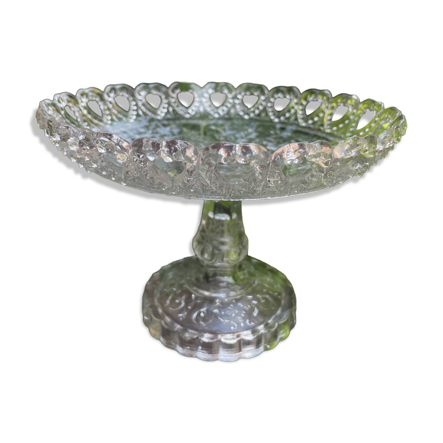 Glass fruit bowl, pressed mould, centre table, seasonal fruits.
