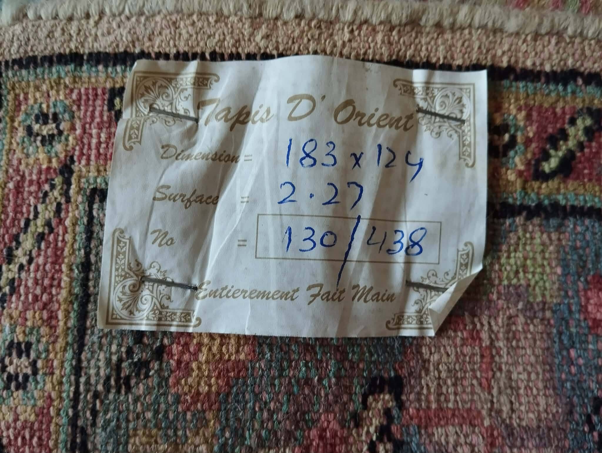 Handmade Pakistani wool and silk rug 183x124cm