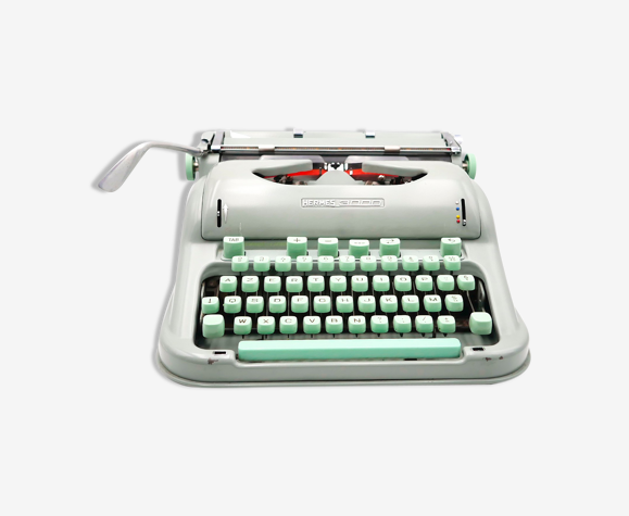 Machine à écrire Hermes 3000 Verte vintage révisée avec ruban neuf