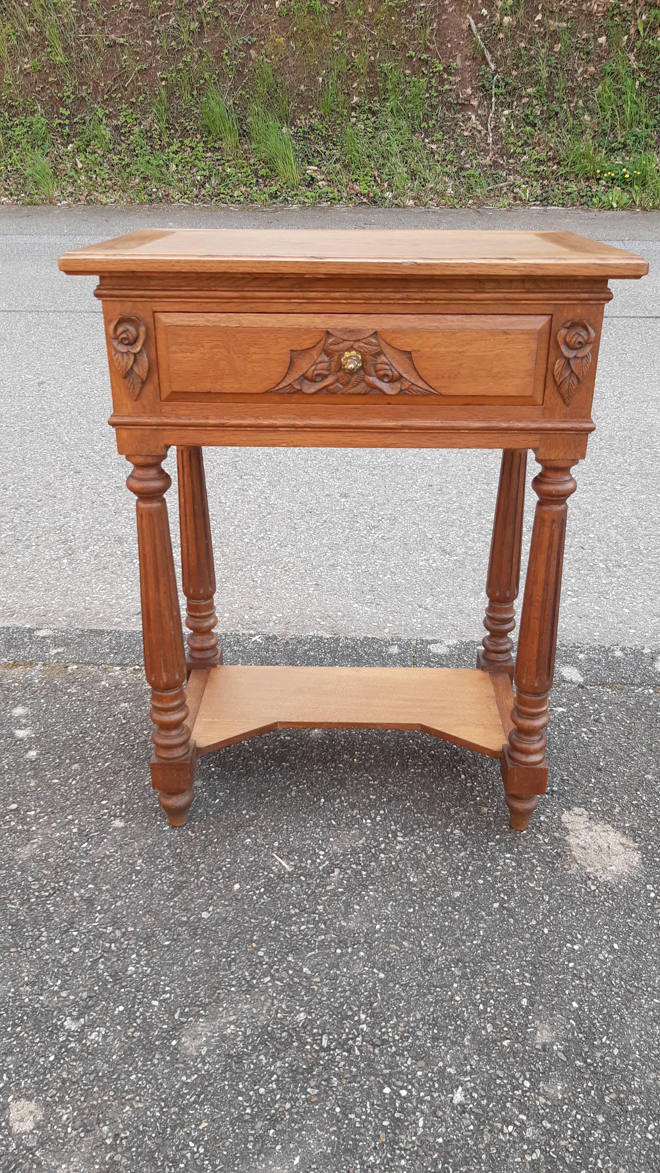 Art Deco console in solid oak