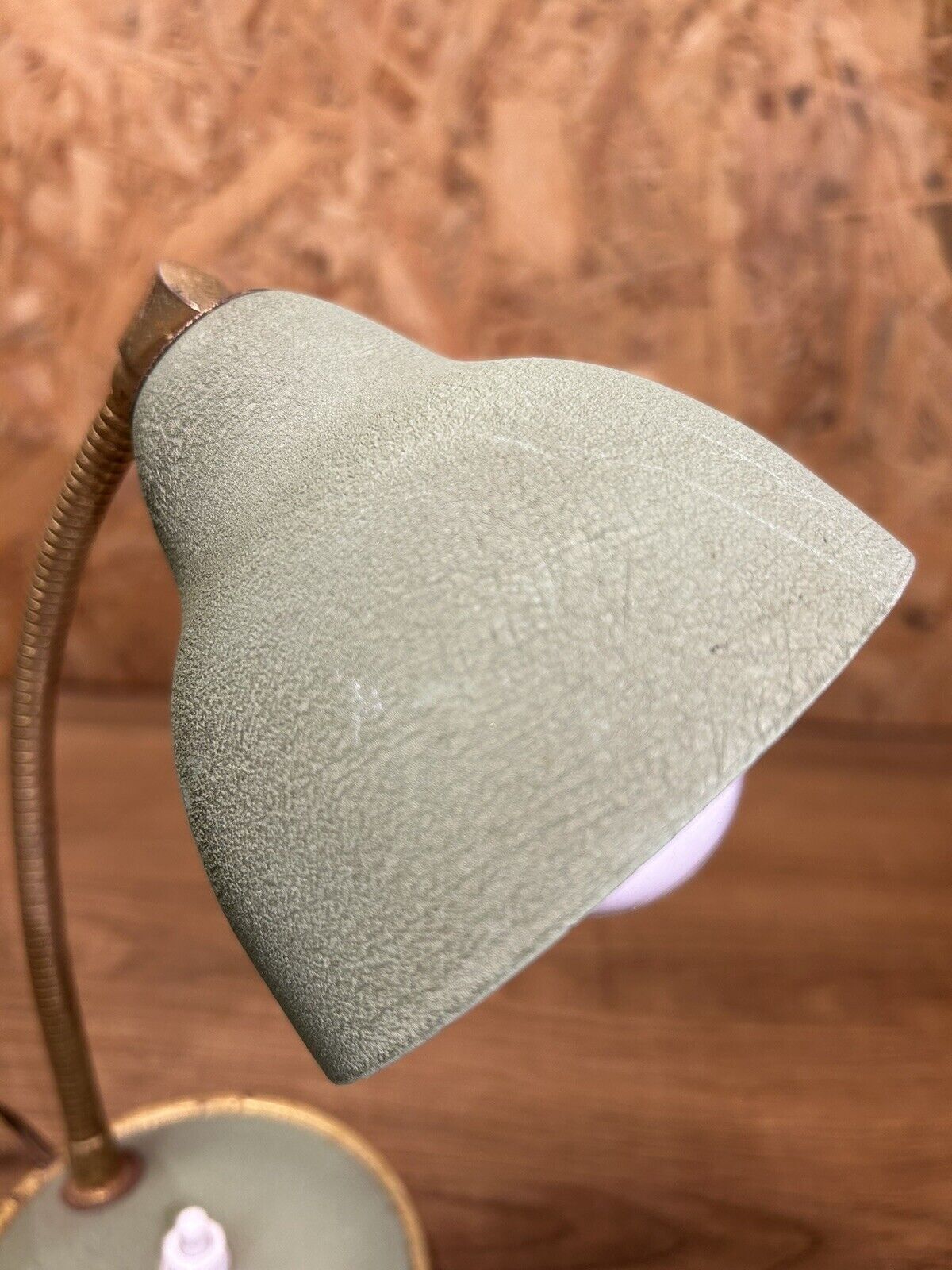 Ancienne lampe vintage metal vert, années 60', déco pop