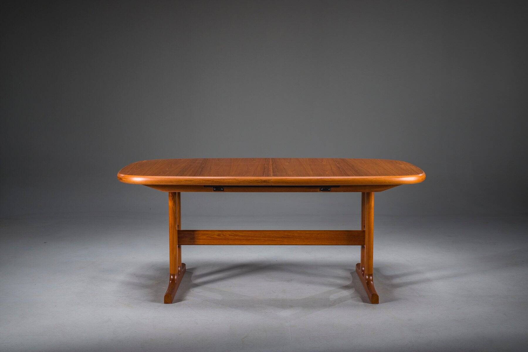 Table à manger extensible en teck de style danois de Glostrup, années 1960