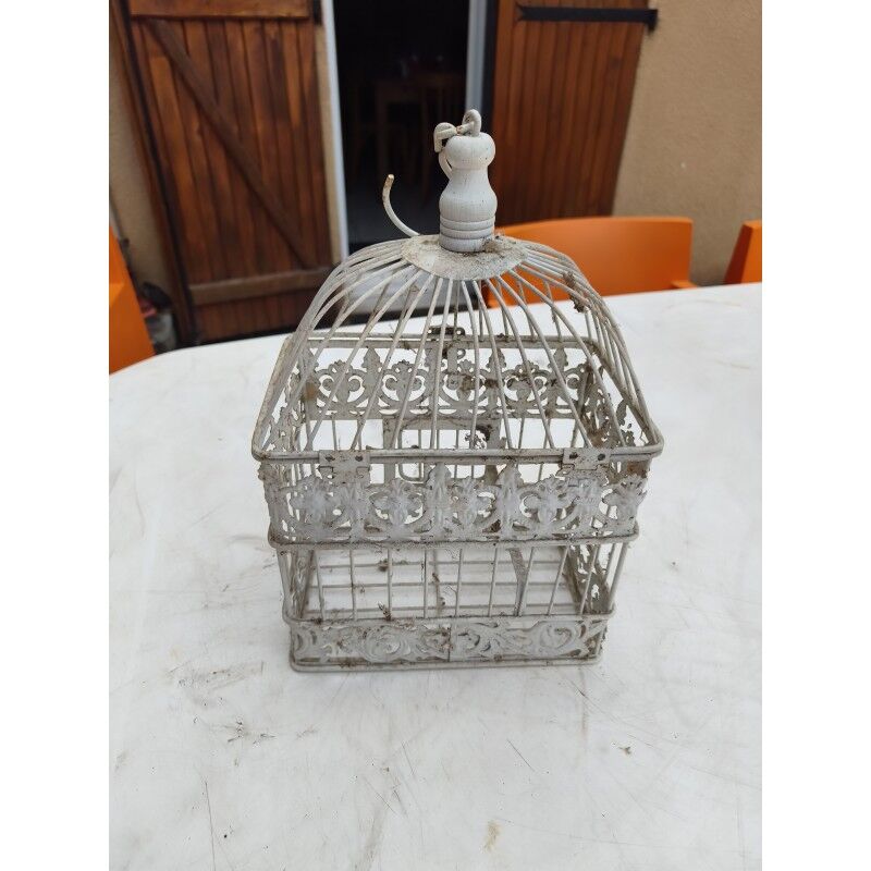 Cage à oiseaux en fer forgé