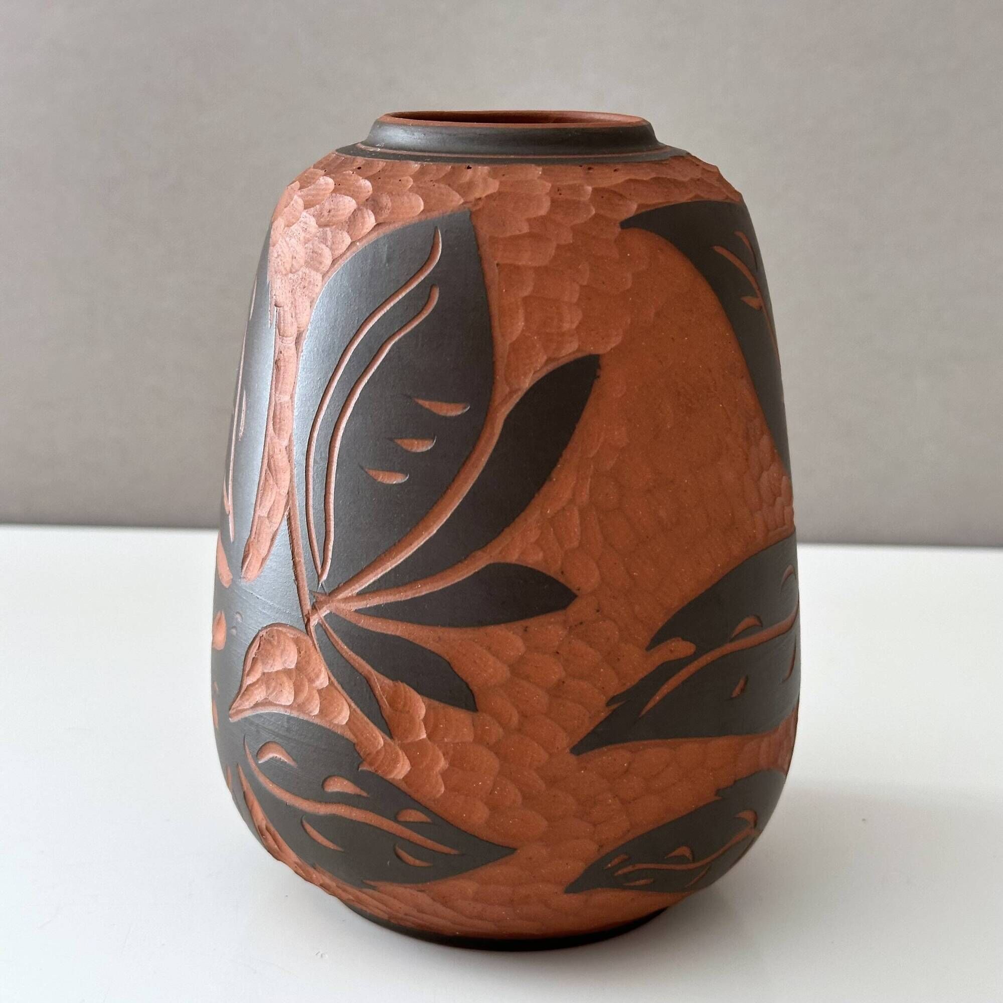 Sawa design vase by franz schwaderlapp | heinrich maria müller