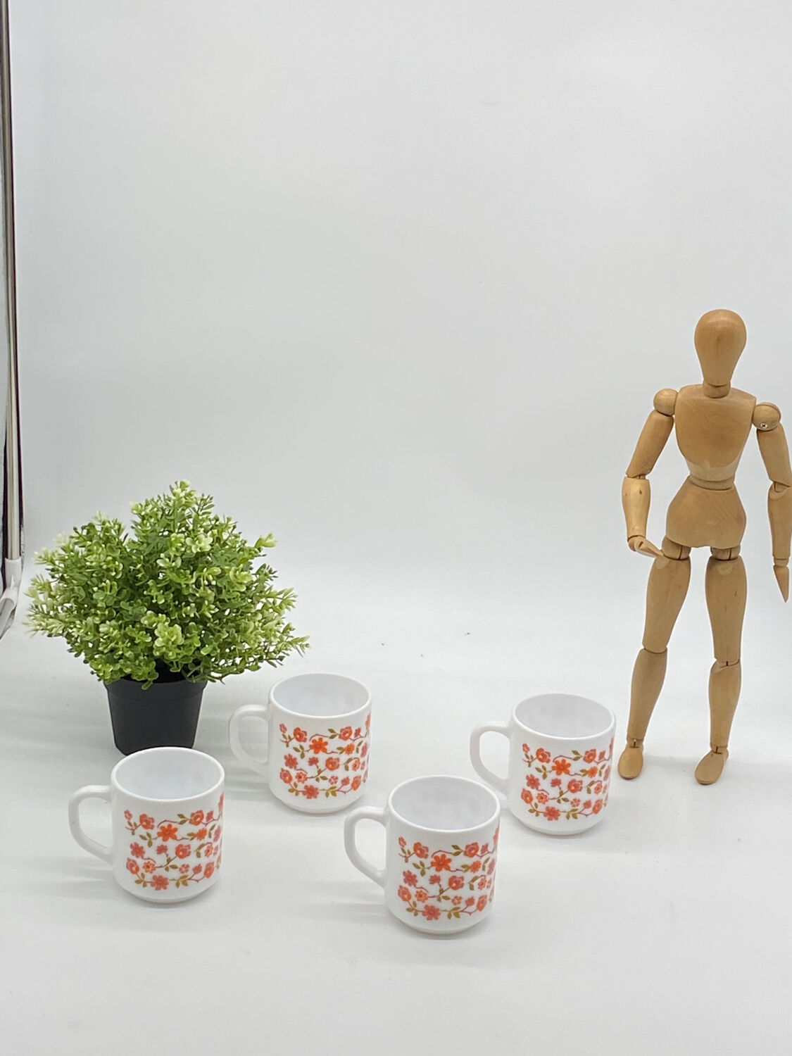 Quatuor de mugs, arcopal france, scania, vintage , fleurs orange