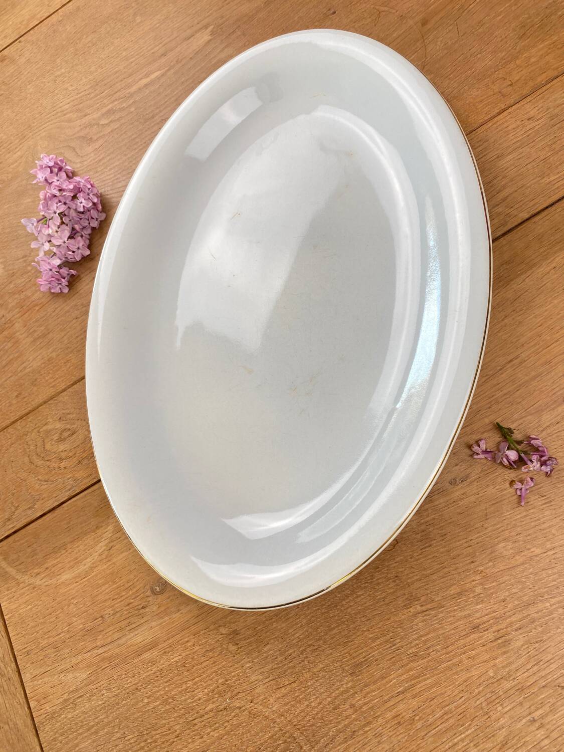 Large white opaque porcelain dish from Salins