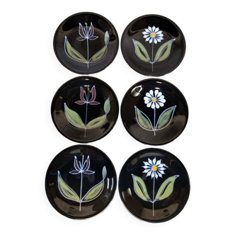 Lot de six assiettes à dessert fleurs