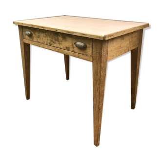 Farmhouse table with compartmentalized drawer