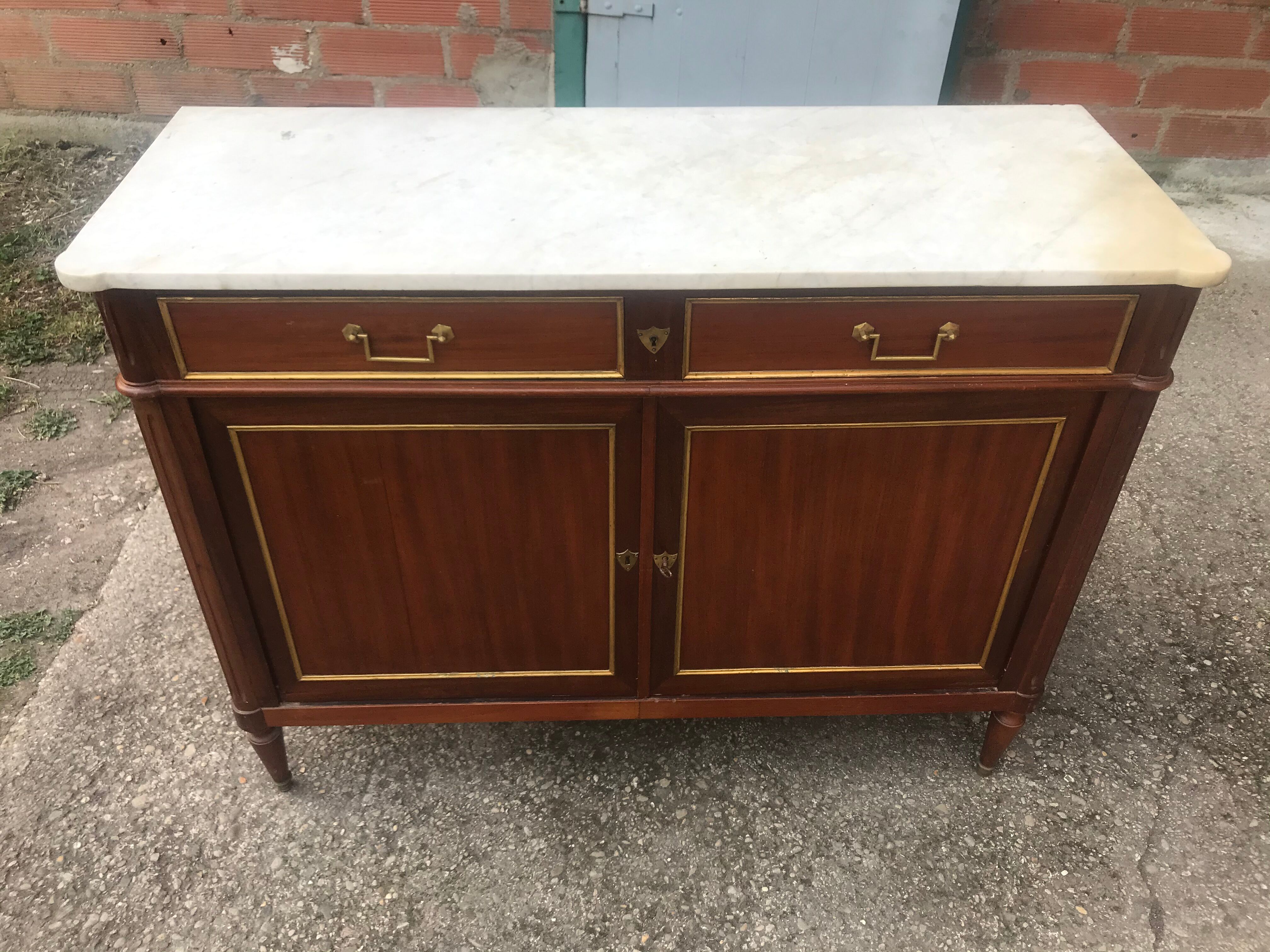 Louis XVI style stocking buffet