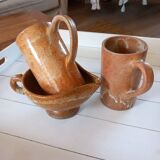 2 mugs + stoneware creamer