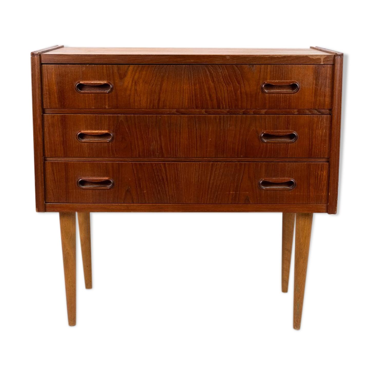 Chest of drawers in teak of danish design from the 1960