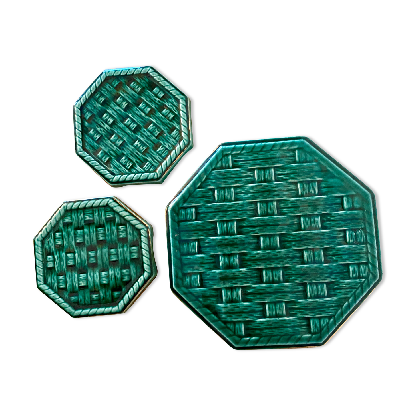 Set de un dessous de plat et deux dessous de bouteille vintage Digoin