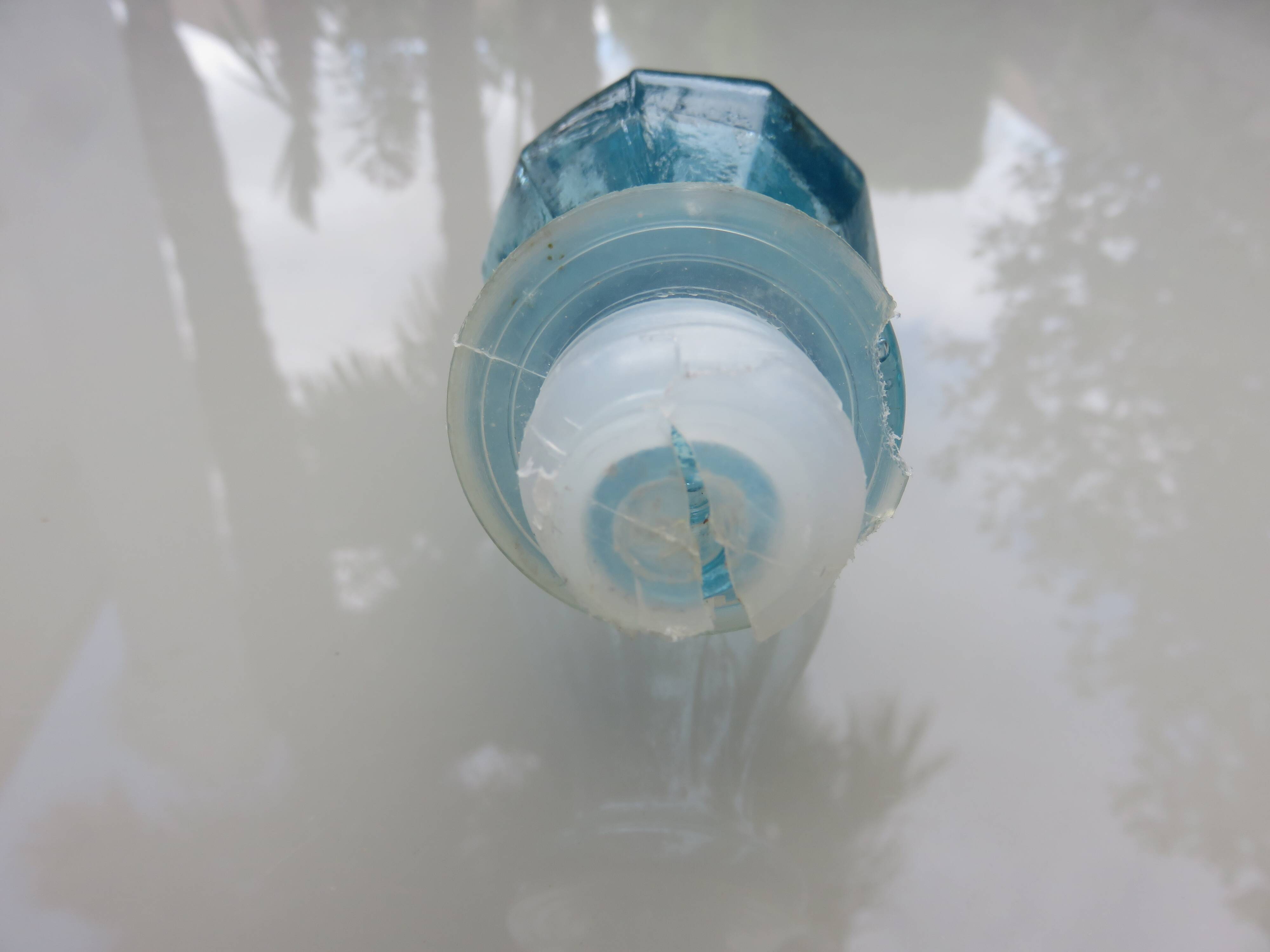Large Empoli bottle, diamond point, Italy, 60s 70s
