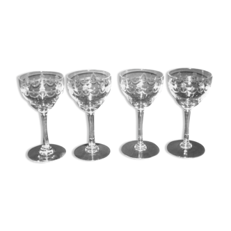 Set of 4 wine glasses in Saint-Louis cut crystal Model SYLVA from 1930 engraved with acid