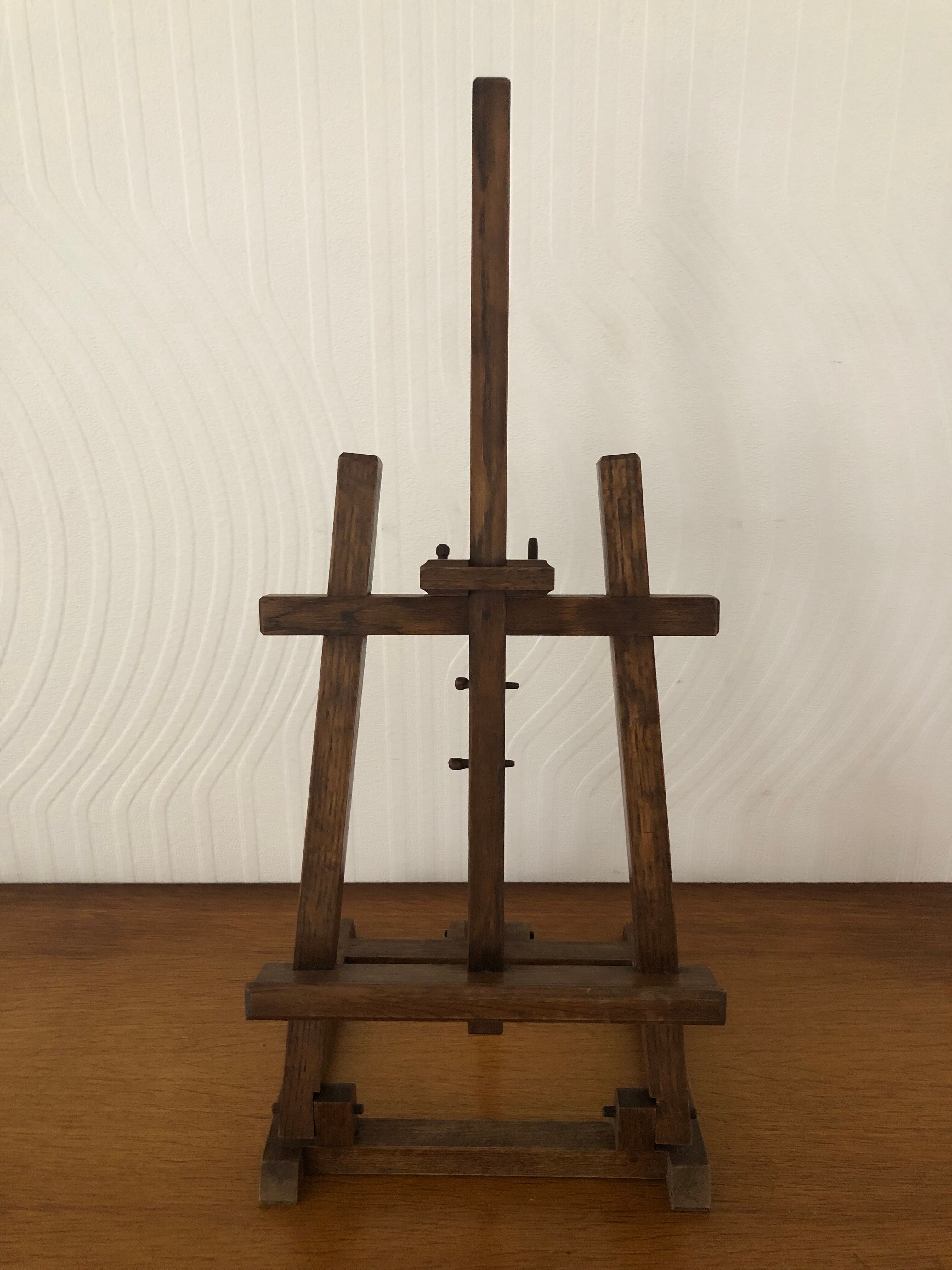 Antique wooden table easel