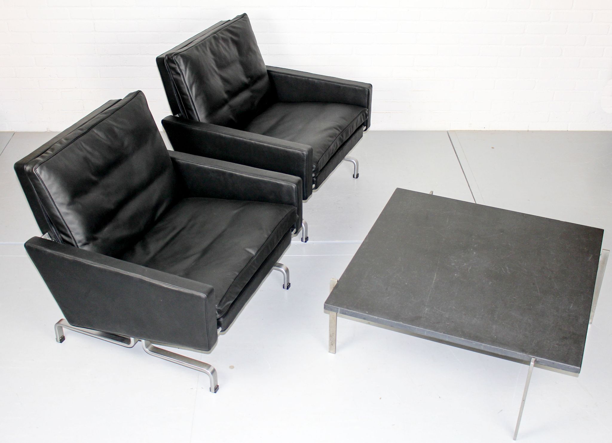 Set 2 vintage PK31/1 Lounge Chair & PK61 Coffee Table by Poul Kjaerholm for E. Kold Christensen