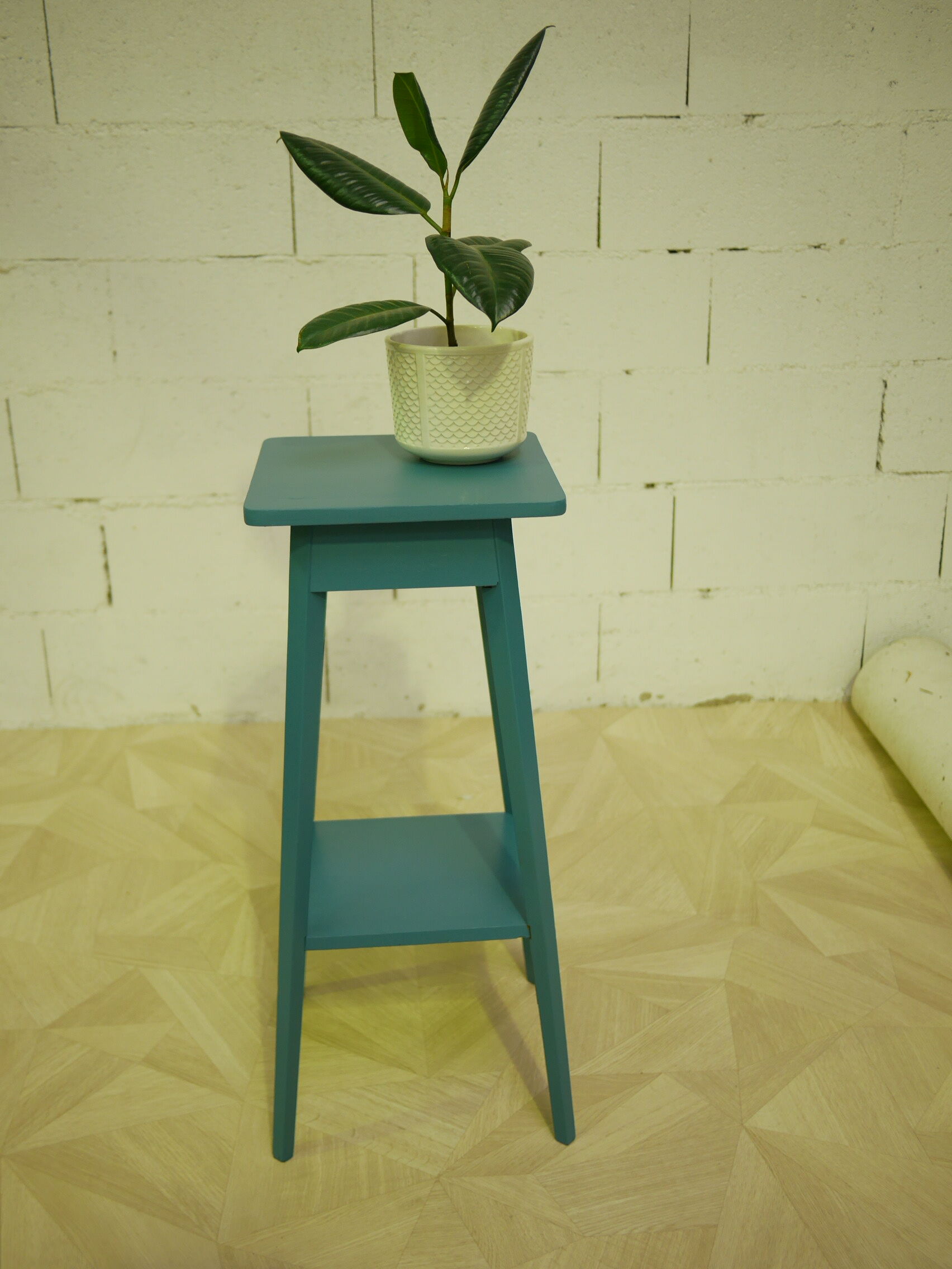 Harness or end table wooden
