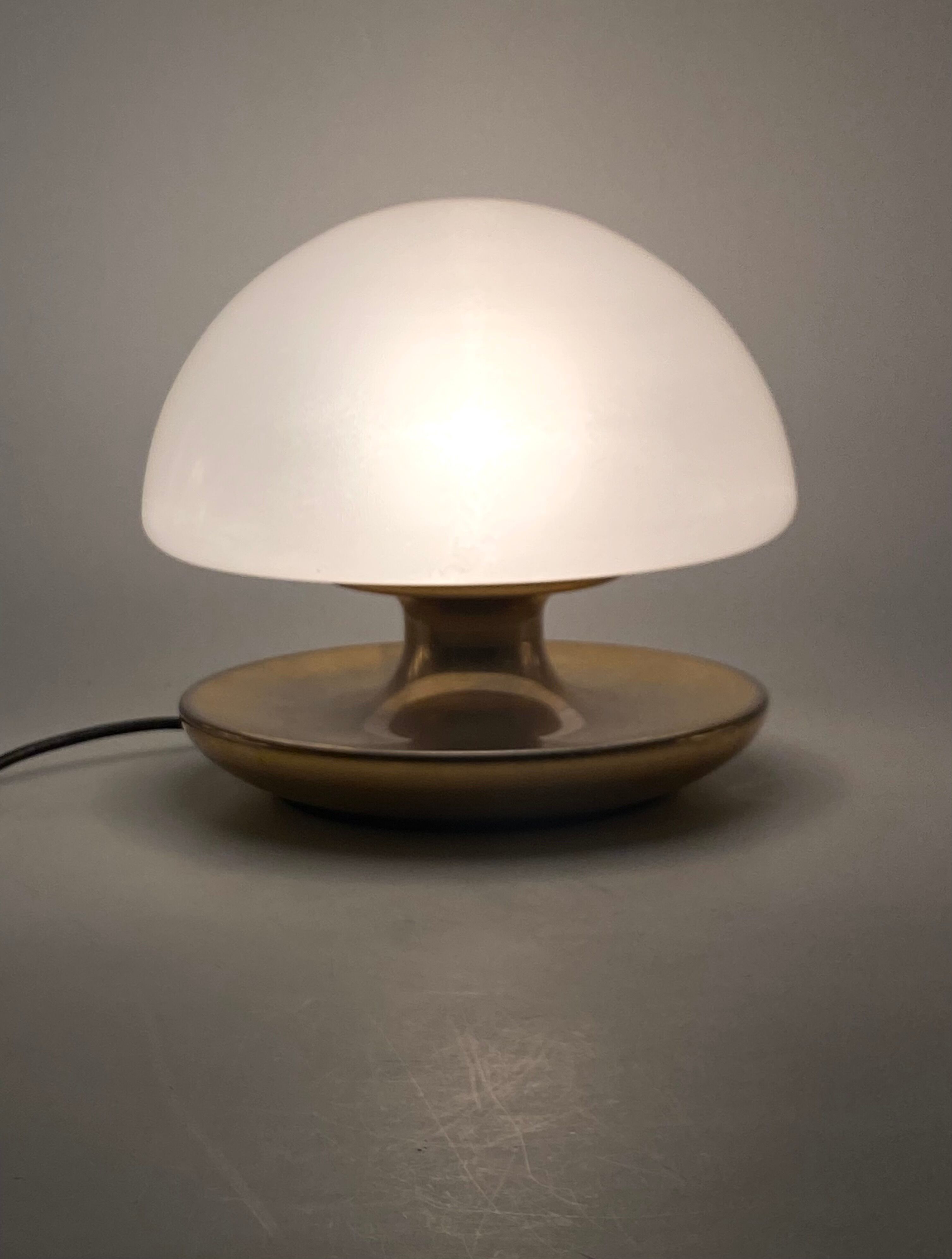 Mushroom mod. VP gold table lamp, Vittorio Balli e Romeo Ballardini, Sirrah, 1970s